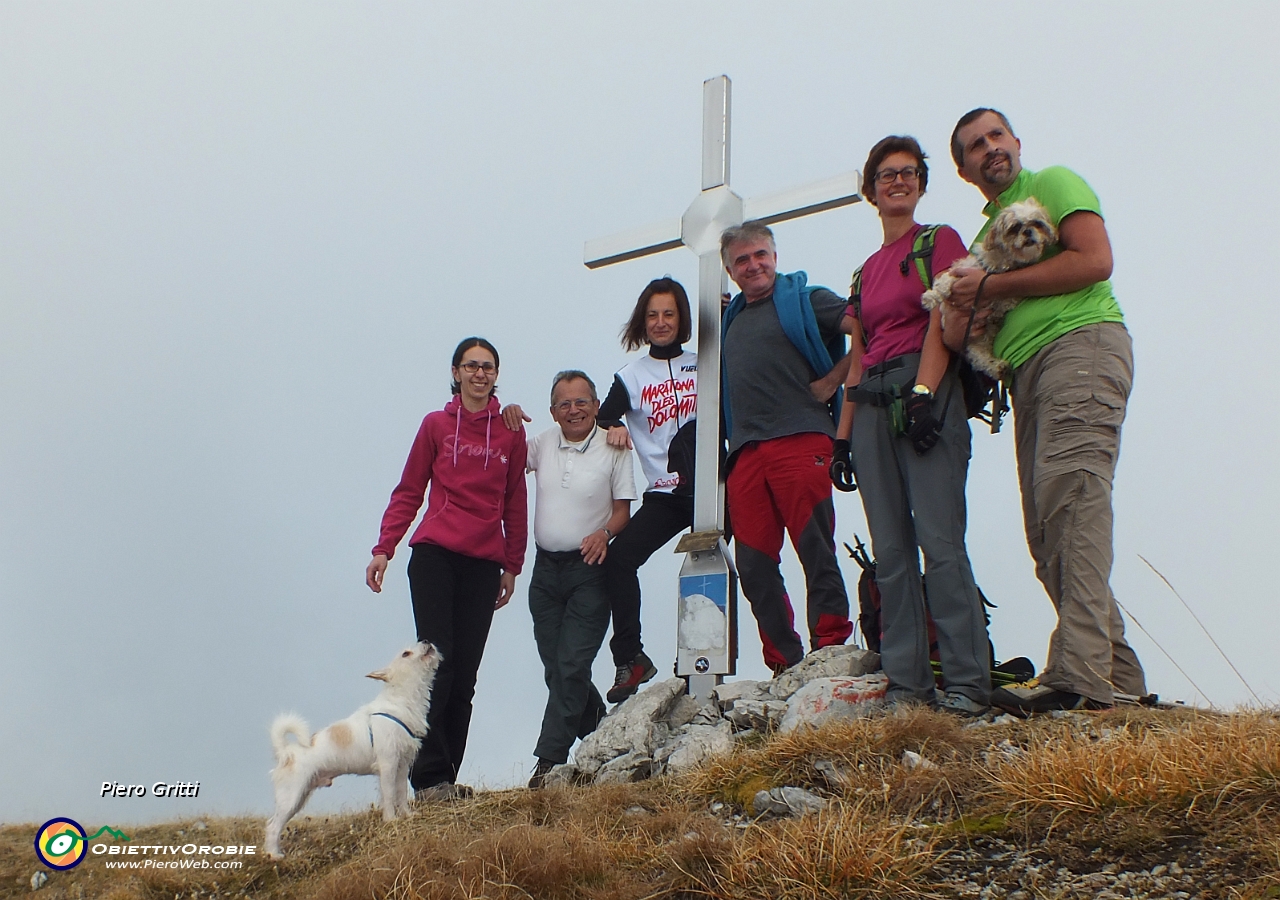 01 In vetta al Monte Secco (2293 m).JPG